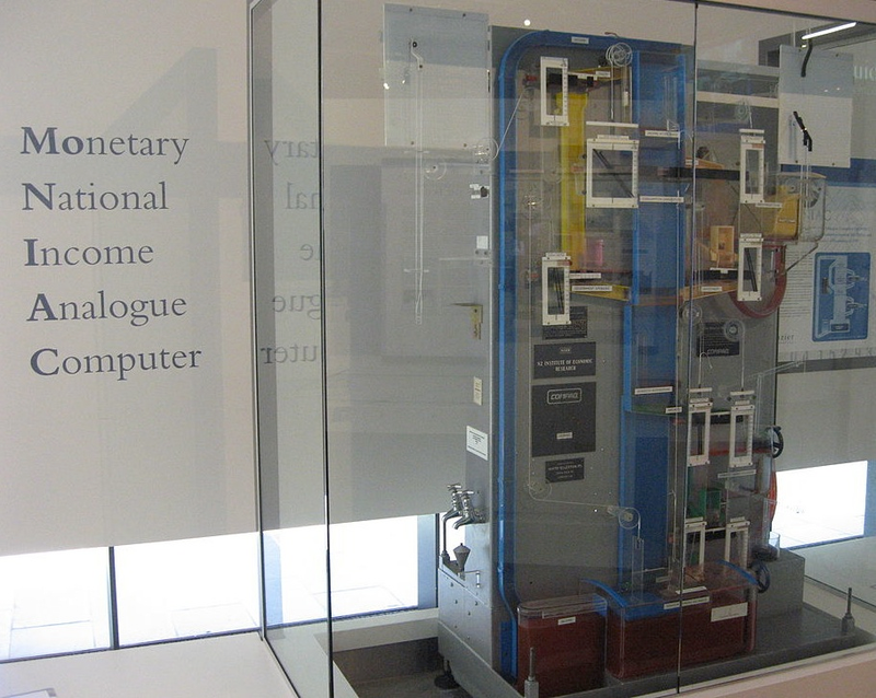 Illustration for article titled The History of Early Computing Machines, from Ancient Times to 1981
